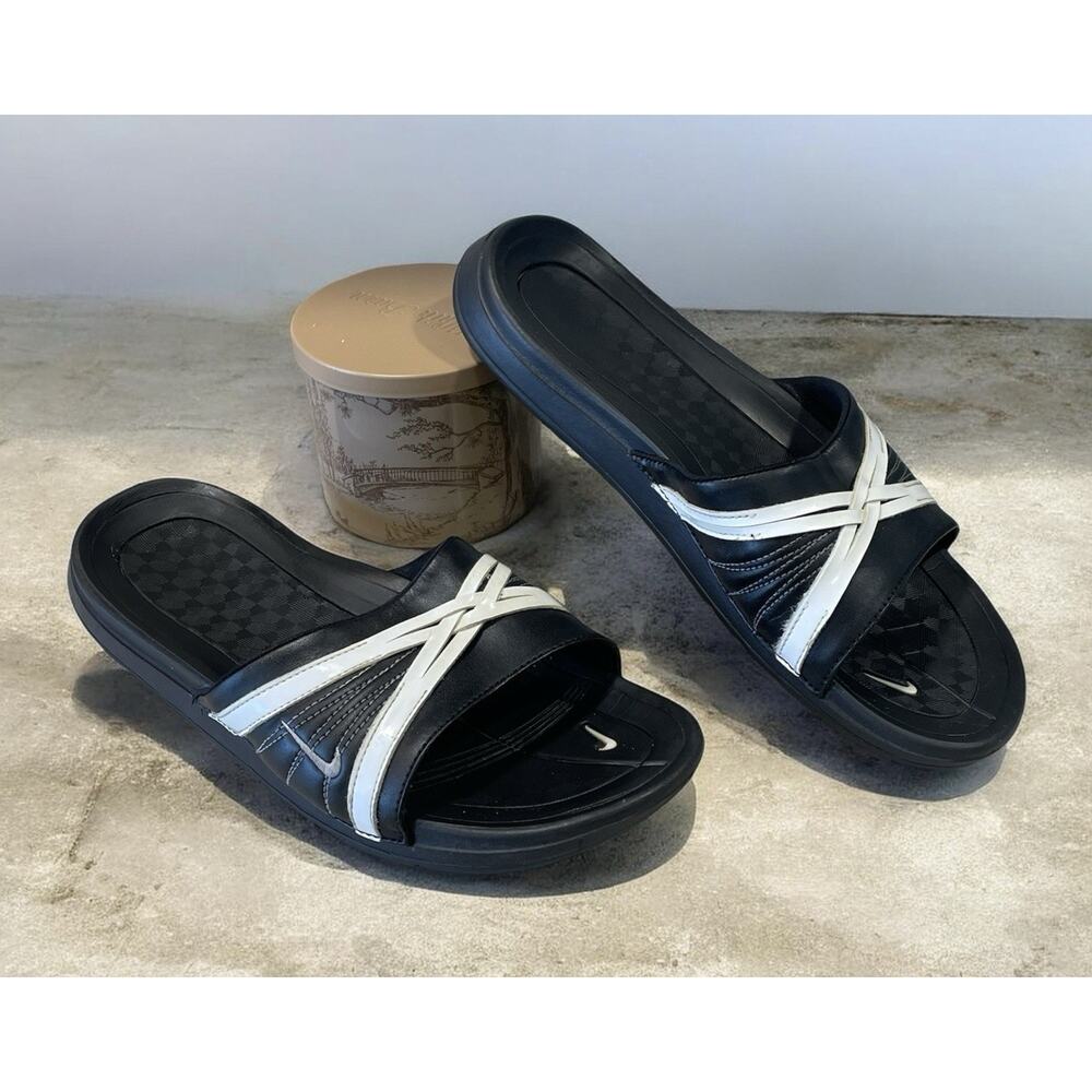 Nike Unisex Slide Sandals Men’s 8, Women’s 9 -Black/ White Summer Casual Wear